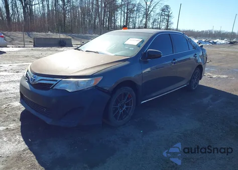 2012 Toyota Camry Xle V6 z USA, uszkodzony, nr VIN 4T1BK1FK2CU508464